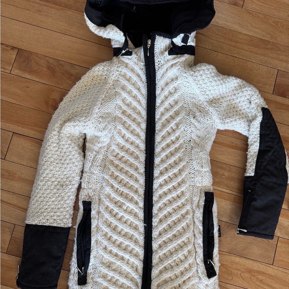 Women's White and Black Hooded Jacket